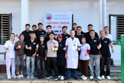 CHƯƠNG TRÌNH CẮT TÓC MIỄN PHÍ CHO NGƯỜI BỆNH - LAN TỎA YÊU THƯƠNG TỪ NHỮNG ĐIỀU GIẢN DỊ