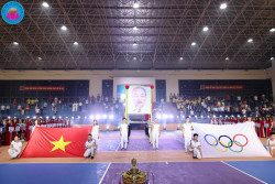 RỰC CHÁY TINH THẦN THỂ THAO – KỶ NIỆM 71 NĂM NGÀY THẦY THUỐC VIỆT NAM VÀ 80 NĂM NGÀNH Y TẾ NGHỆ AN