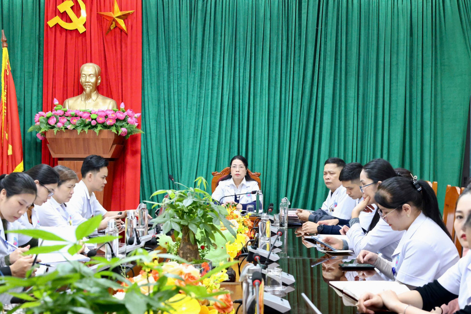 BỆNH VIỆN TÂM THẦN NGHỆ AN THAM GIA SINH HOẠT KHOA HỌC TRỰC TUYẾN THƯỜNG KỲ