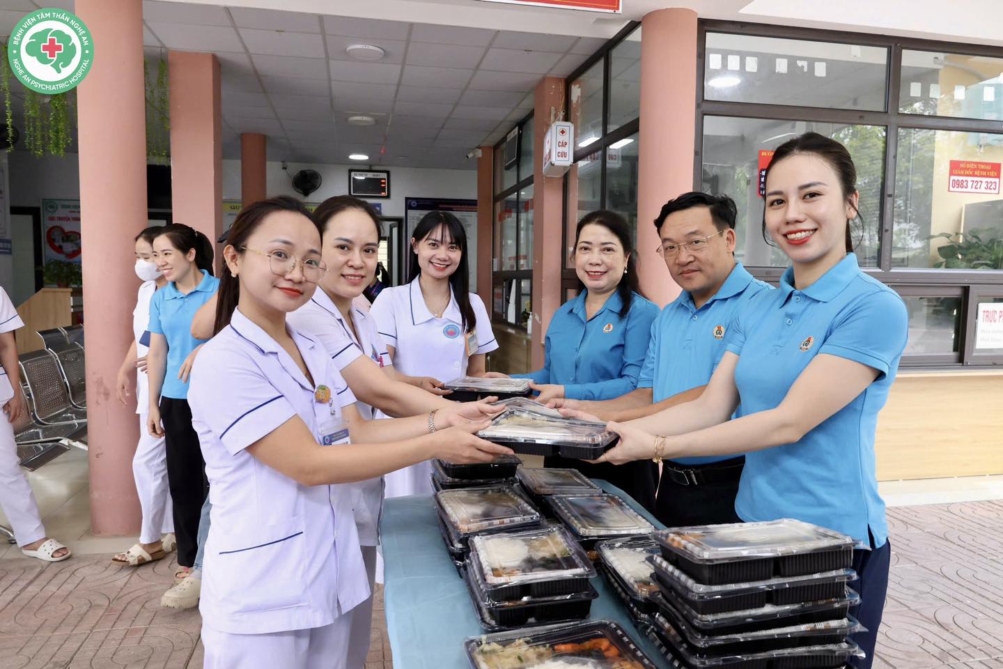 BỮA CƠM CÔNG ĐOÀN – GẮN KẾT YÊU THƯƠNG, LAN TỎA TINH THẦN ĐOÀN KẾT