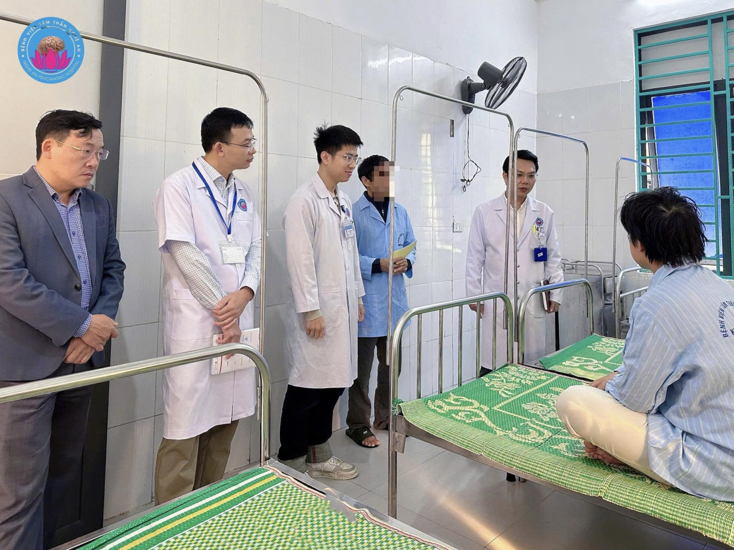LAN TỎA YÊU THƯƠNG – CHIA SẺ CÙNG NGƯỜI BỆNH TẠI KHOA NHI – LÃO NIÊN